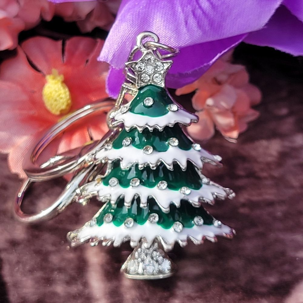 Christmas Tree Keychain‎